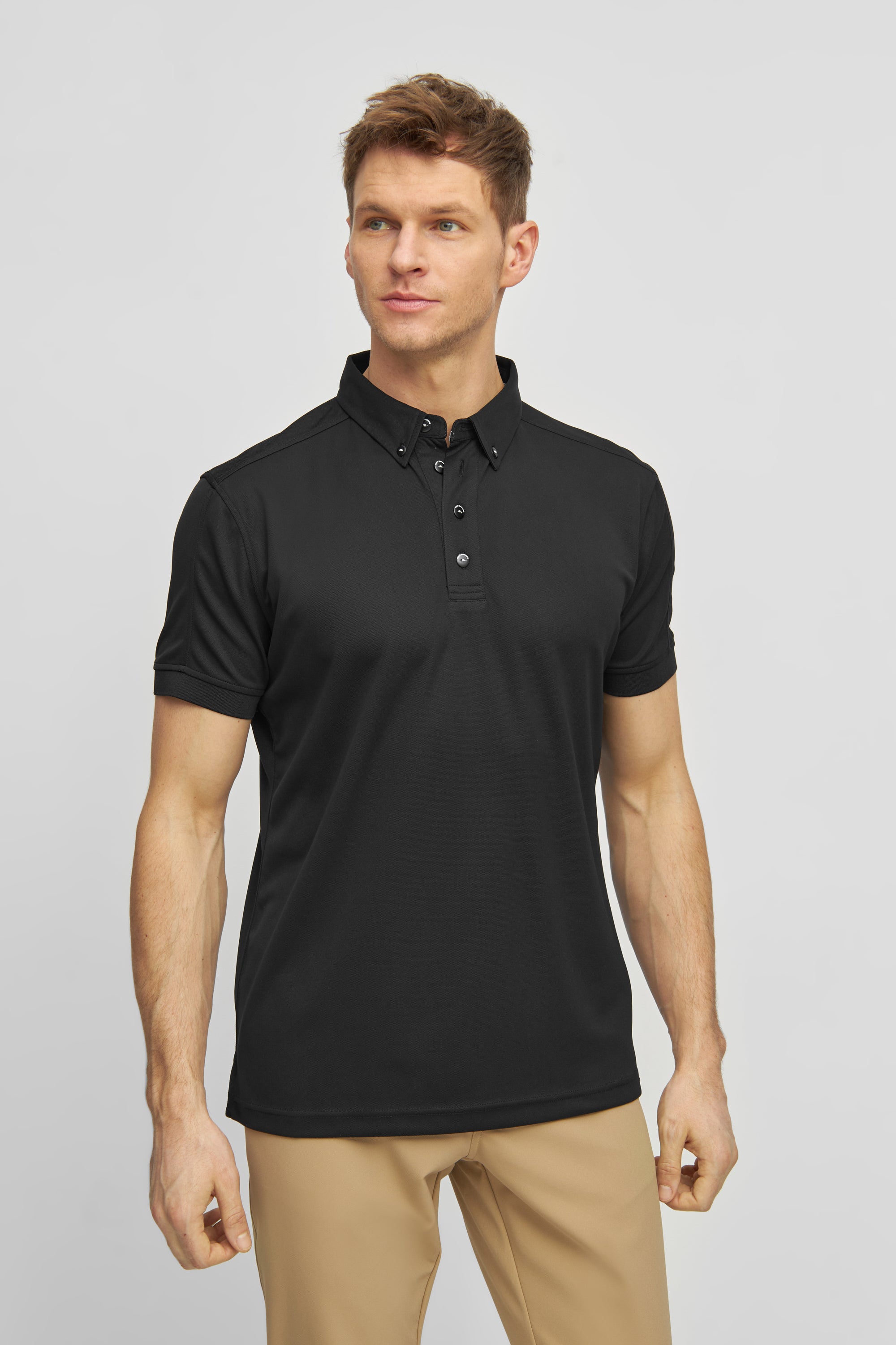 Black golf shirt. Polo shirt for golf.